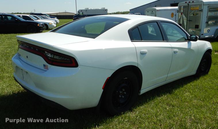 image for item DE1620 2016 Dodge Charger Police