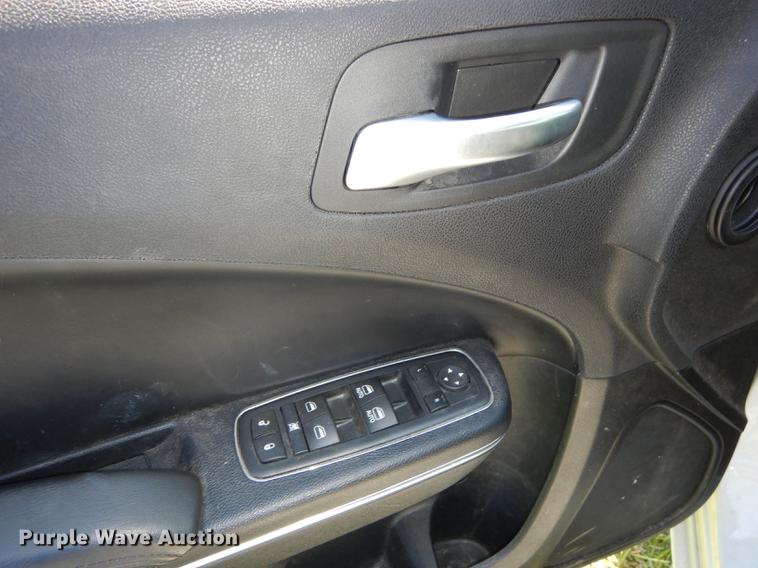 image for item DE1620 2016 Dodge Charger Police