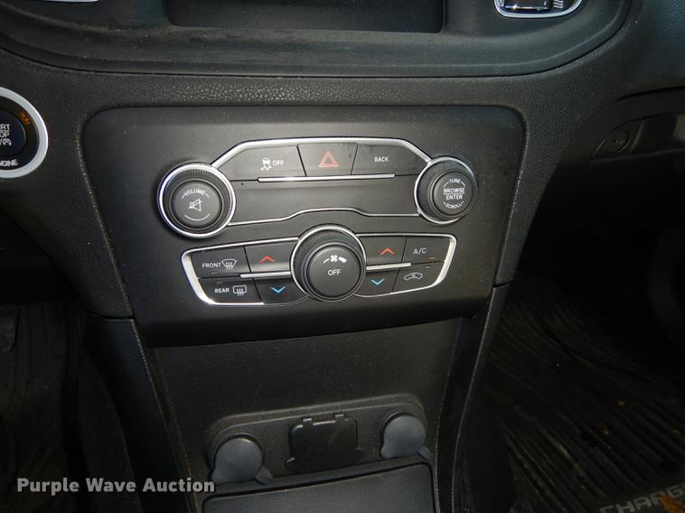 image for item DE1620 2016 Dodge Charger Police