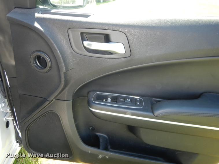 image for item DE1620 2016 Dodge Charger Police