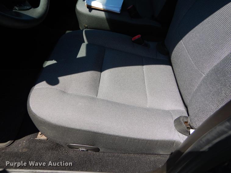 image for item DE1621 2010 Ford Crown Victoria Police Interceptor