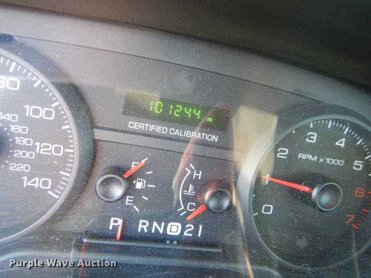 image for item DE1621 2010 Ford Crown Victoria Police Interceptor