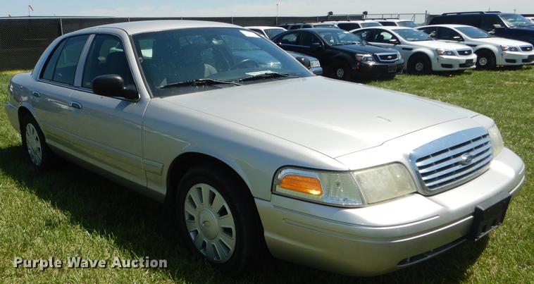 image for item DE1622 2006 Ford Crown Victoria Police Interceptor