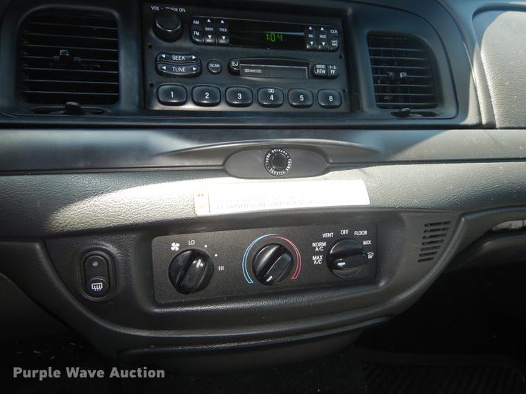 image for item DE1622 2006 Ford Crown Victoria Police Interceptor