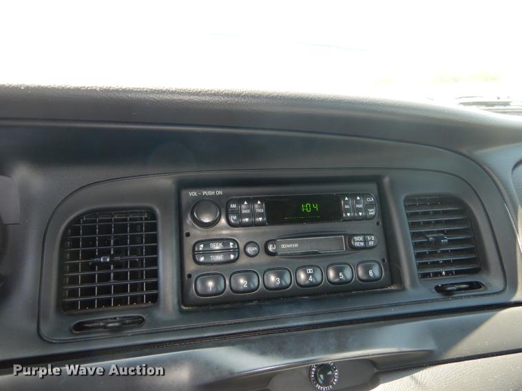 image for item DE1622 2006 Ford Crown Victoria Police Interceptor