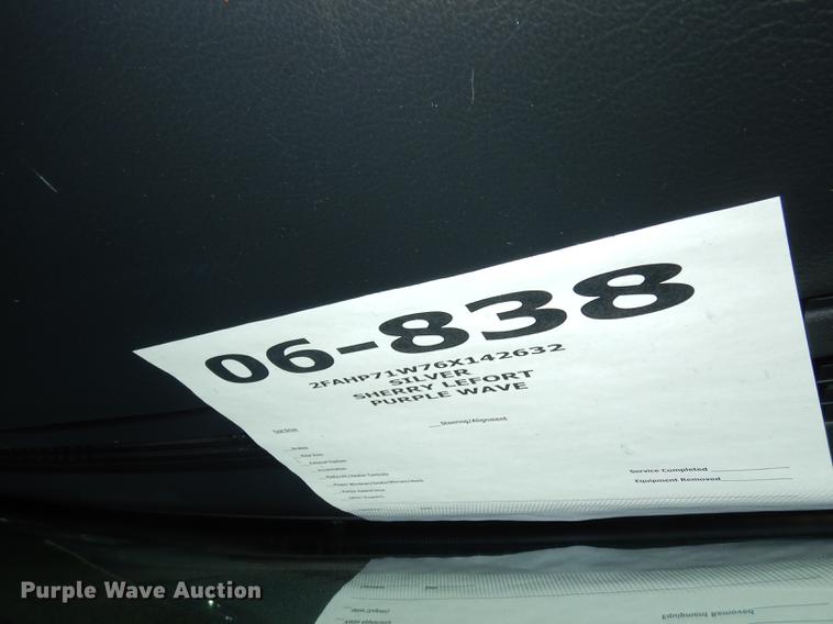 image for item DE1622 2006 Ford Crown Victoria Police Interceptor