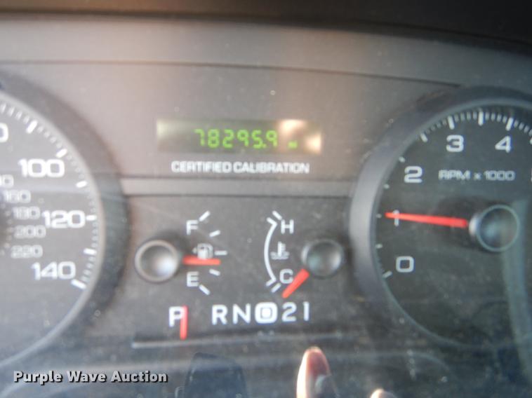 image for item DE1623 2010 Ford Crown Victoria Police Interceptor