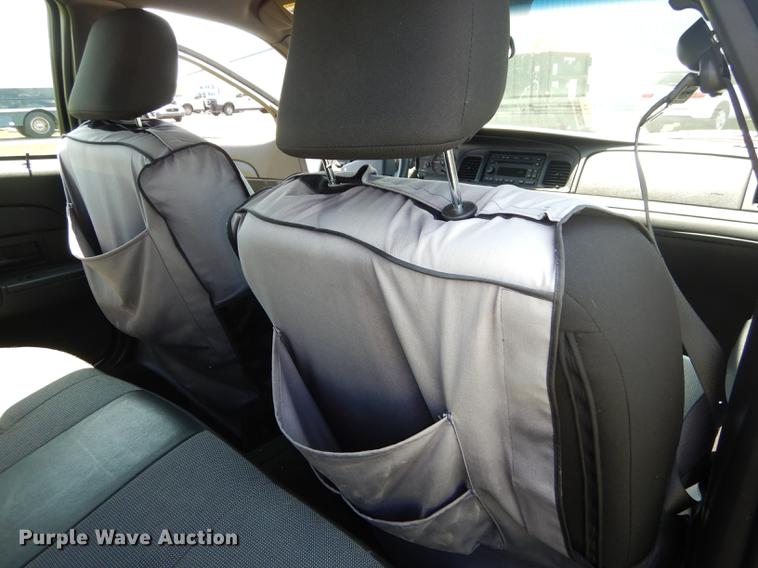 image for item DE1623 2010 Ford Crown Victoria Police Interceptor