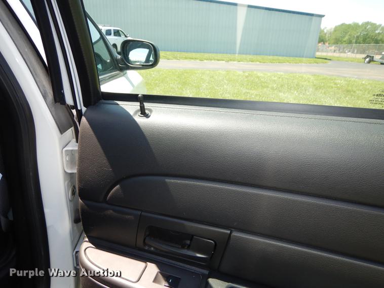 image for item DE1623 2010 Ford Crown Victoria Police Interceptor