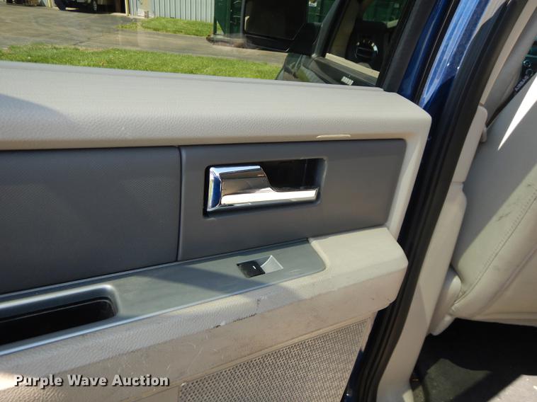 image for item DE1626 2008 Ford Expedition SUV