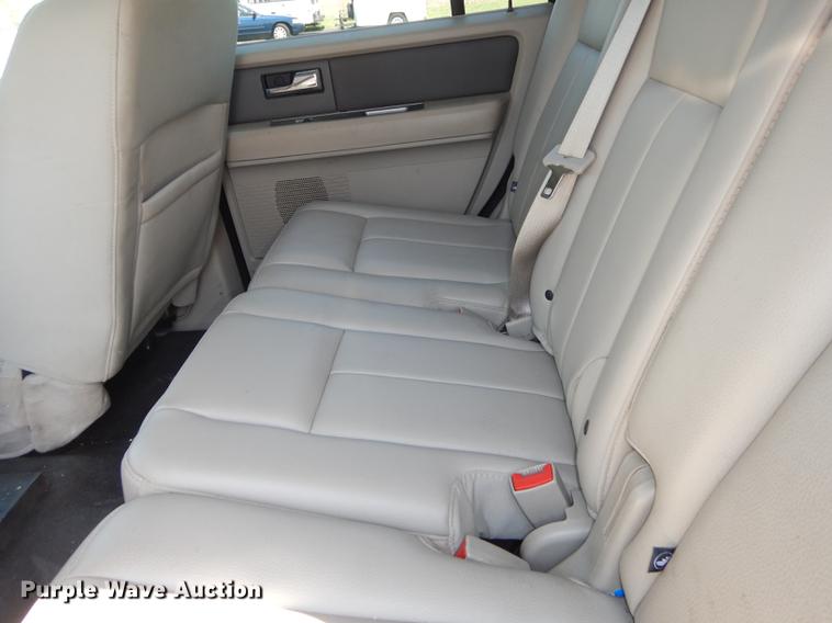 image for item DE1626 2008 Ford Expedition SUV