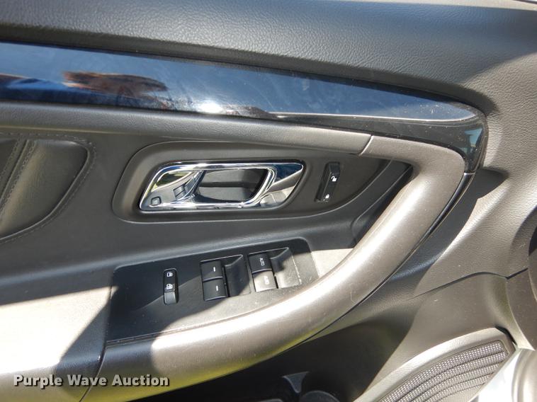 image for item DE1627 2011 Ford Taurus Limited