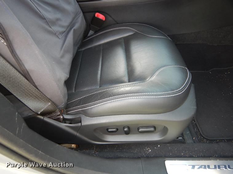 image for item DE1627 2011 Ford Taurus Limited