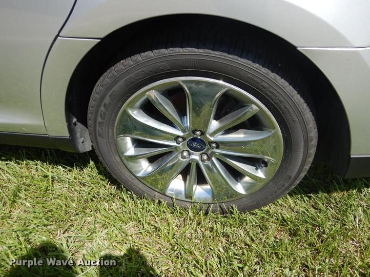 image for item DE1627 2011 Ford Taurus Limited