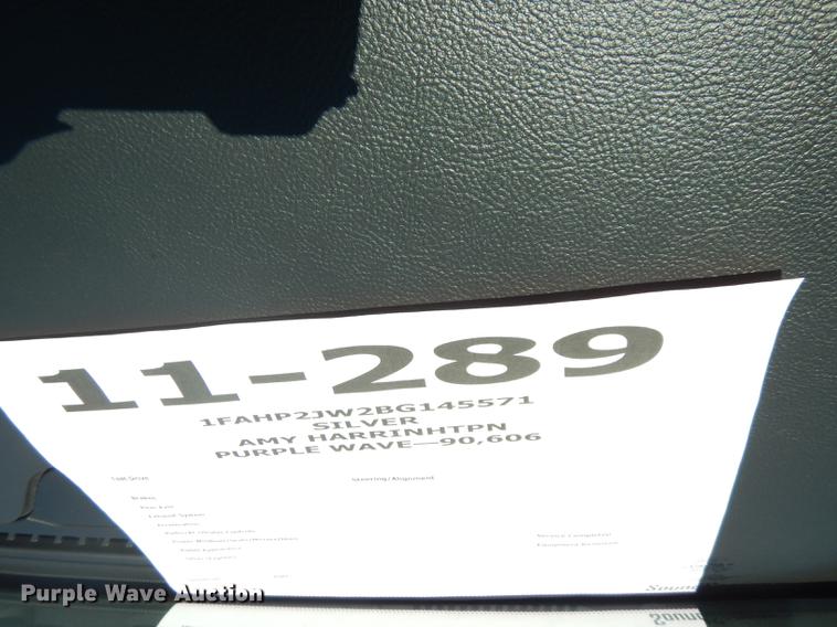 image for item DE1627 2011 Ford Taurus Limited