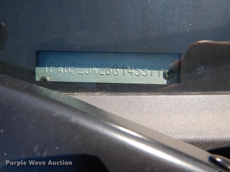 image for item DE1627 2011 Ford Taurus Limited