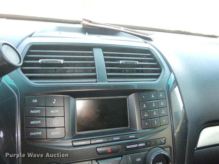 image for item DE1628 2016 Ford Explorer Police Interceptor SUV