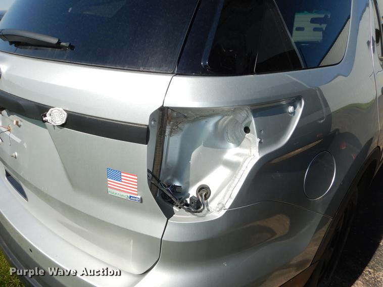 image for item DE1628 2016 Ford Explorer Police Interceptor SUV