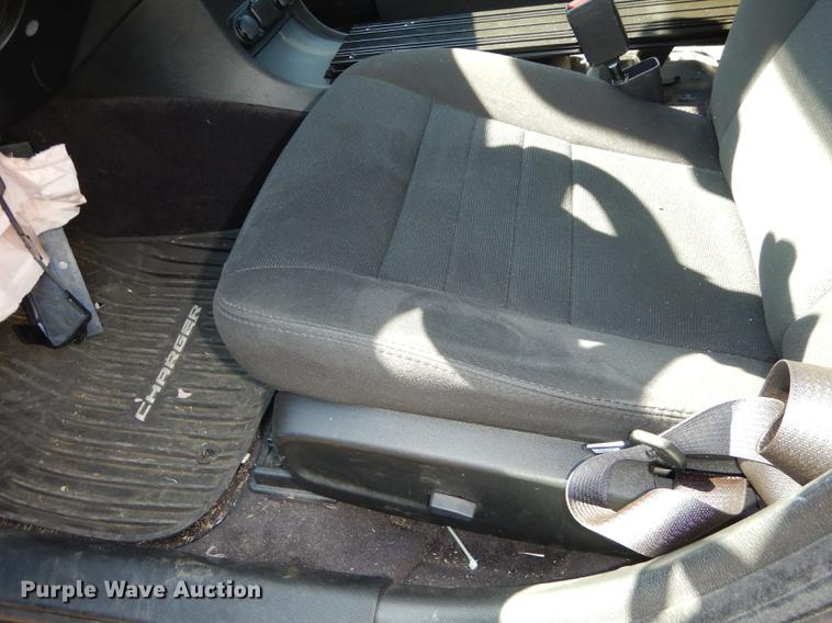 image for item DE1631 2017 Dodge Charger Police