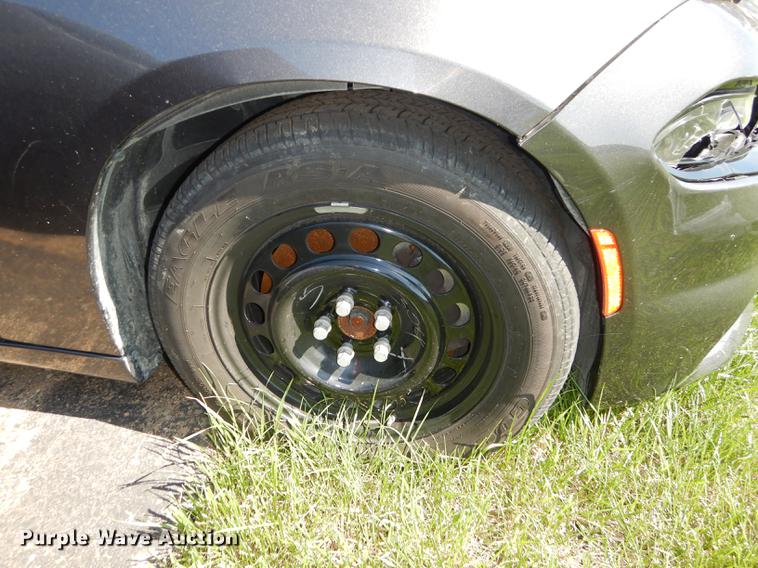 image for item DE1631 2017 Dodge Charger Police