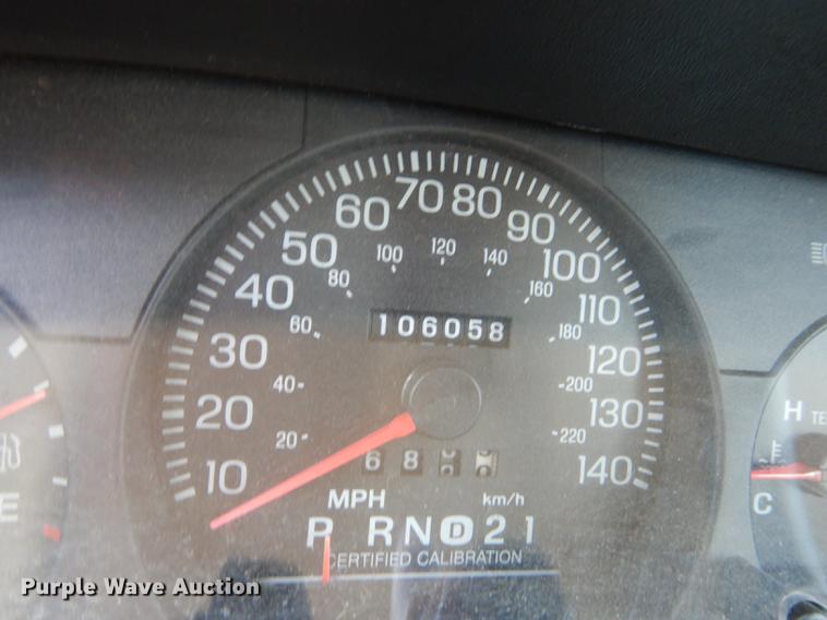 image for item DE1632 2004 Ford Crown Victoria Police Interceptor