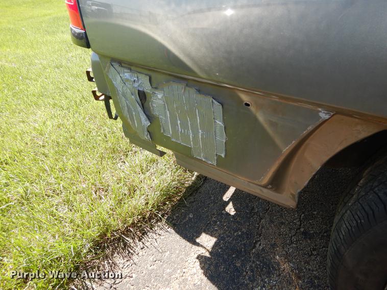 image for item DE1632 2004 Ford Crown Victoria Police Interceptor