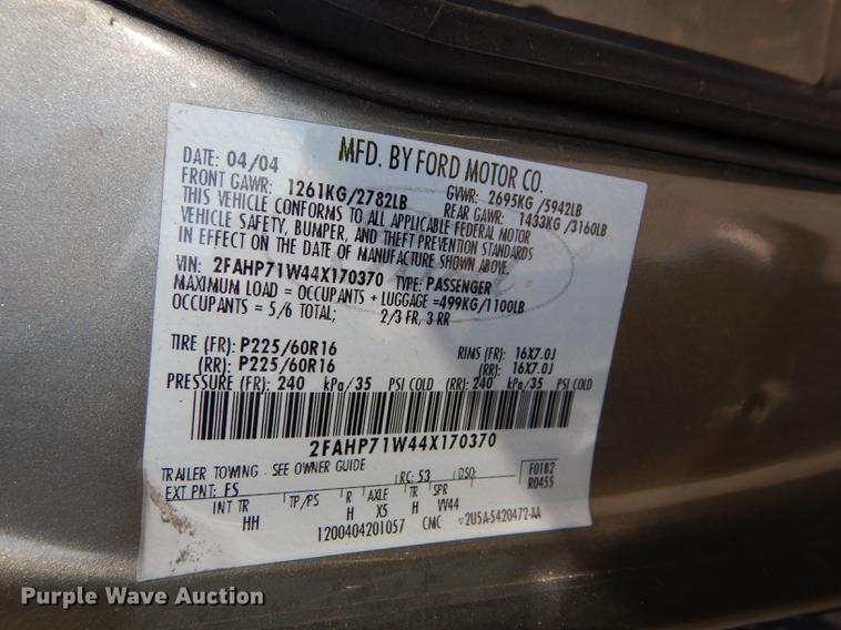 image for item DE1632 2004 Ford Crown Victoria Police Interceptor