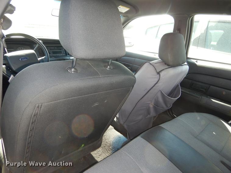 image for item DE1634 2008 Ford Crown Victoria Police Interceptor