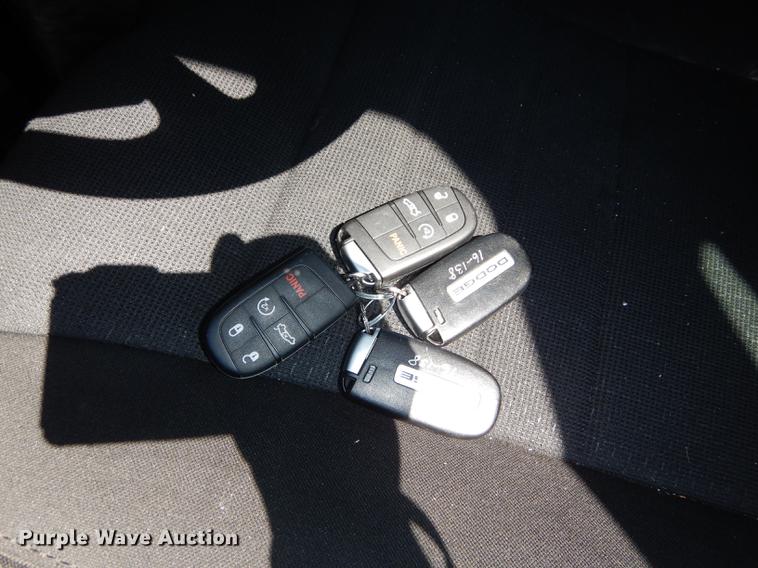 image for item DE1636 2016 Dodge Charger Police