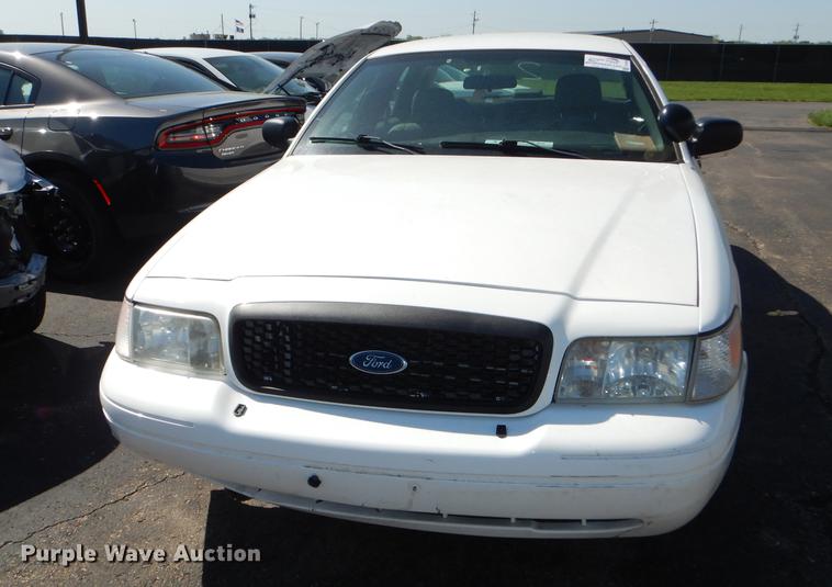 image for item DE1639 2009 Ford Crown Victoria Police Interceptor