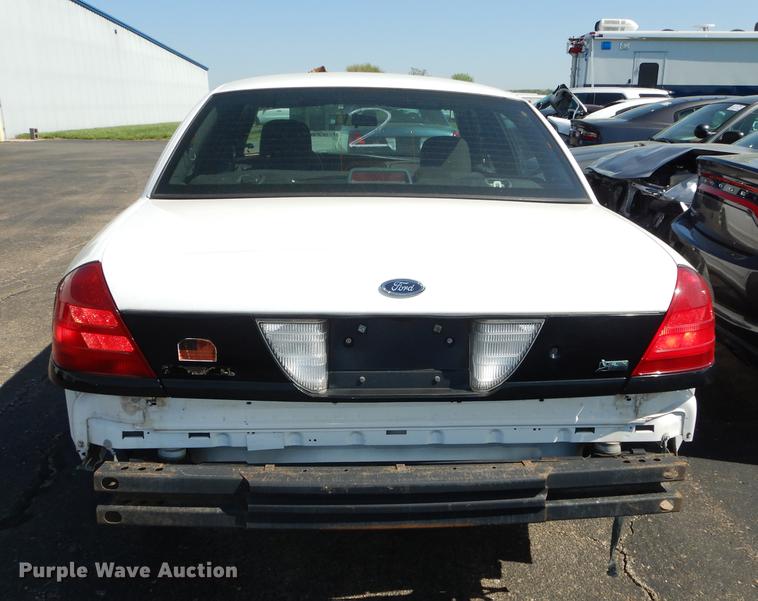 image for item DE1639 2009 Ford Crown Victoria Police Interceptor