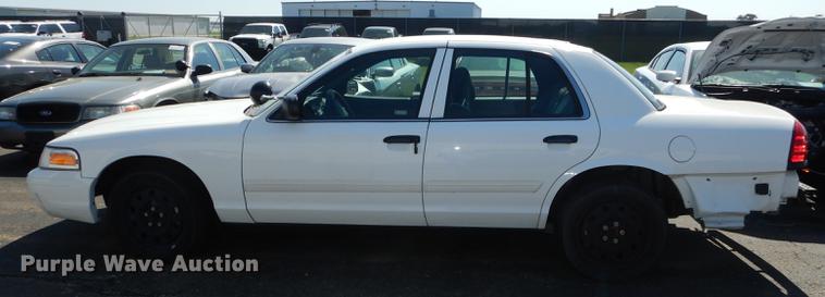image for item DE1639 2009 Ford Crown Victoria Police Interceptor