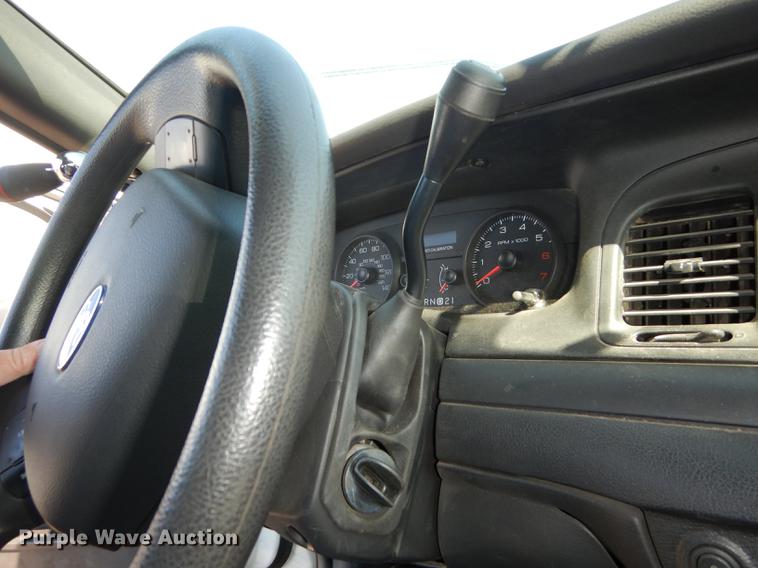 image for item DE1639 2009 Ford Crown Victoria Police Interceptor