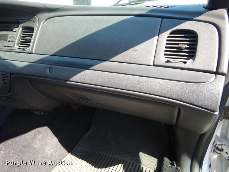 image for item DE1639 2009 Ford Crown Victoria Police Interceptor