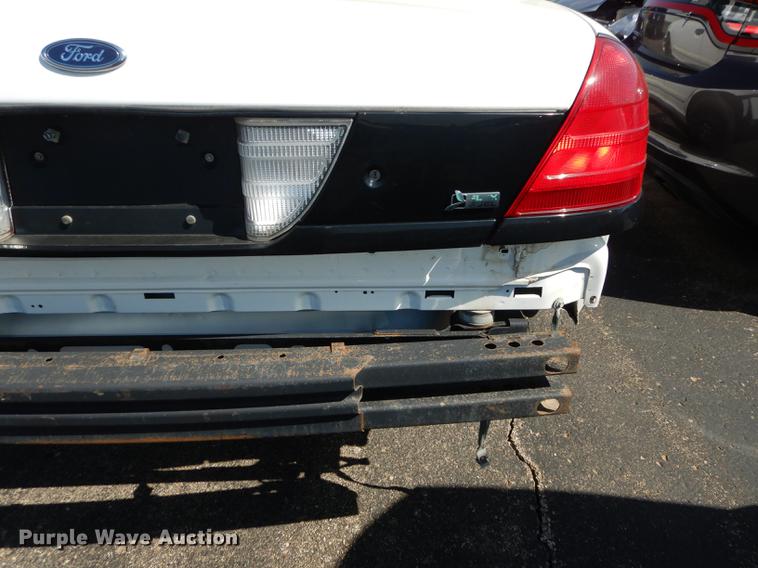 image for item DE1639 2009 Ford Crown Victoria Police Interceptor