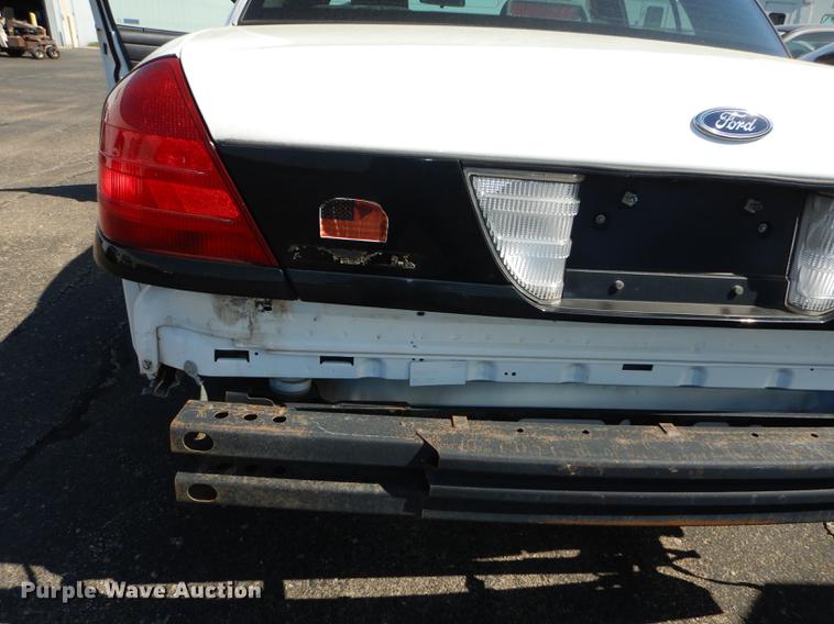 image for item DE1639 2009 Ford Crown Victoria Police Interceptor