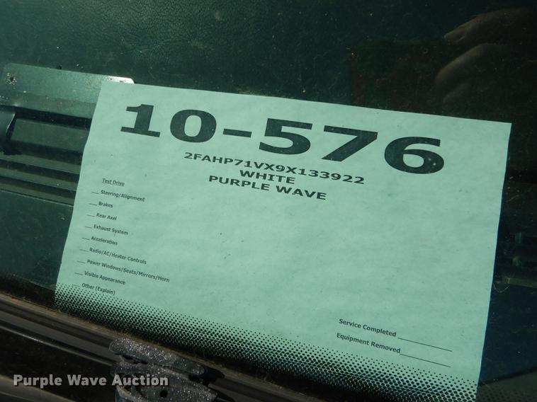 image for item DE1639 2009 Ford Crown Victoria Police Interceptor