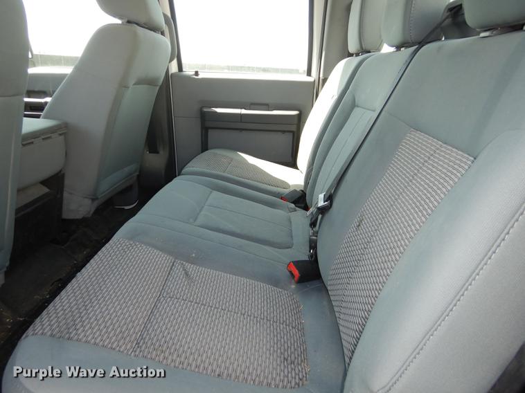 image for item DE1641 2014 Ford F250 Super Duty Crew Cab utility bed pickup truck