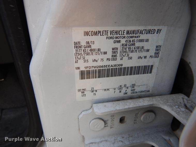 image for item DE1641 2014 Ford F250 Super Duty Crew Cab utility bed pickup truck