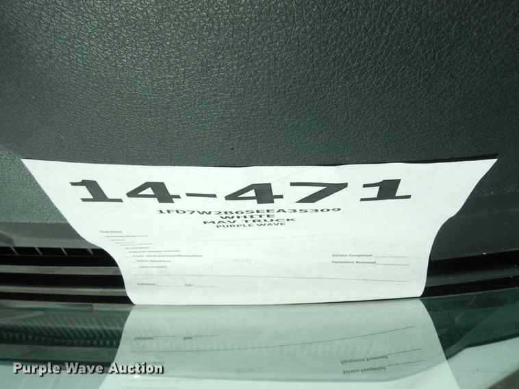 image for item DE1641 2014 Ford F250 Super Duty Crew Cab utility bed pickup truck