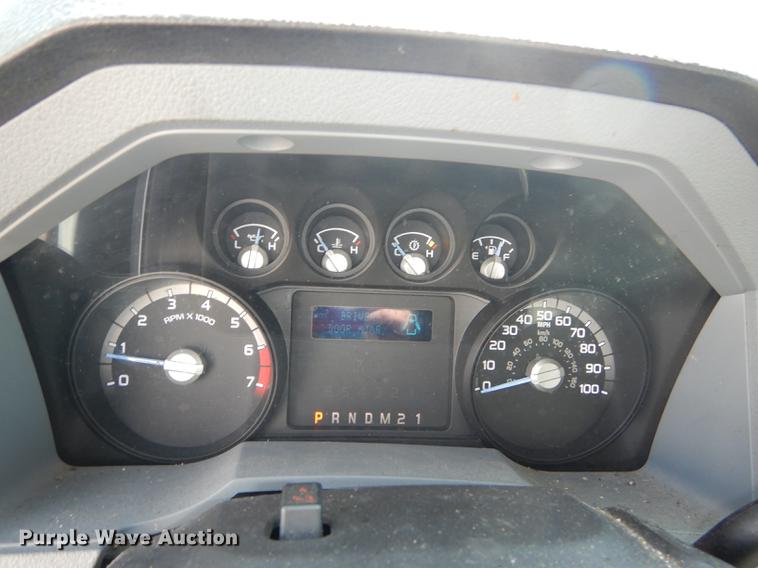 image for item DE1642 2014 Ford F250 Super Duty Crew Cab utility bed pickup truck