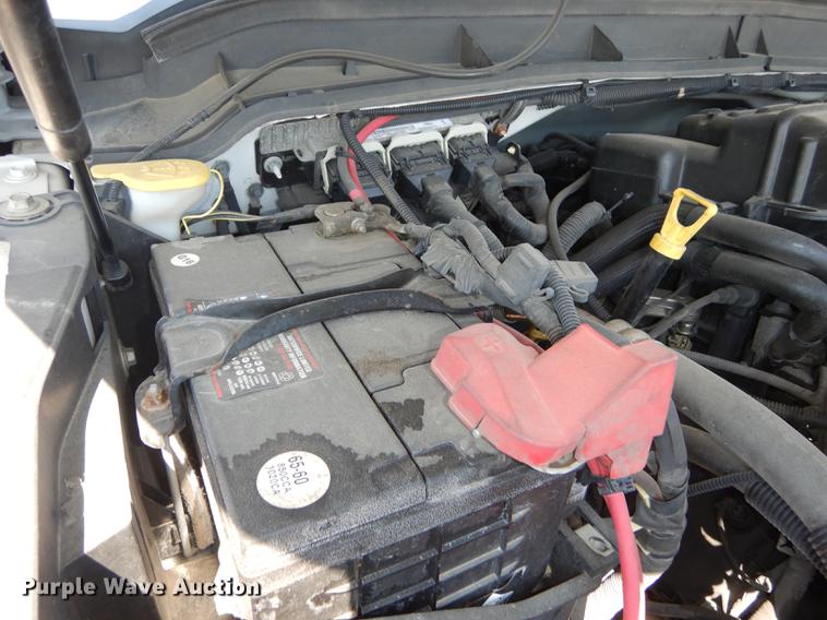 image for item DE1642 2014 Ford F250 Super Duty Crew Cab utility bed pickup truck