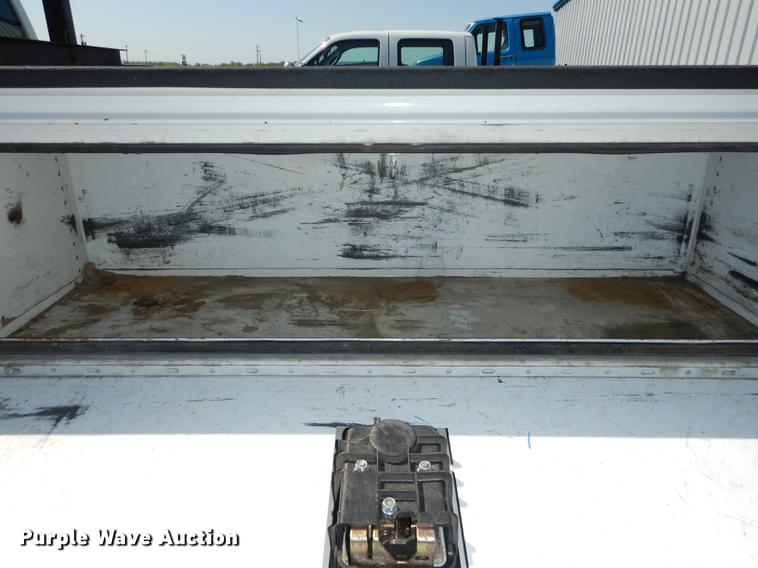 image for item DE1642 2014 Ford F250 Super Duty Crew Cab utility bed pickup truck