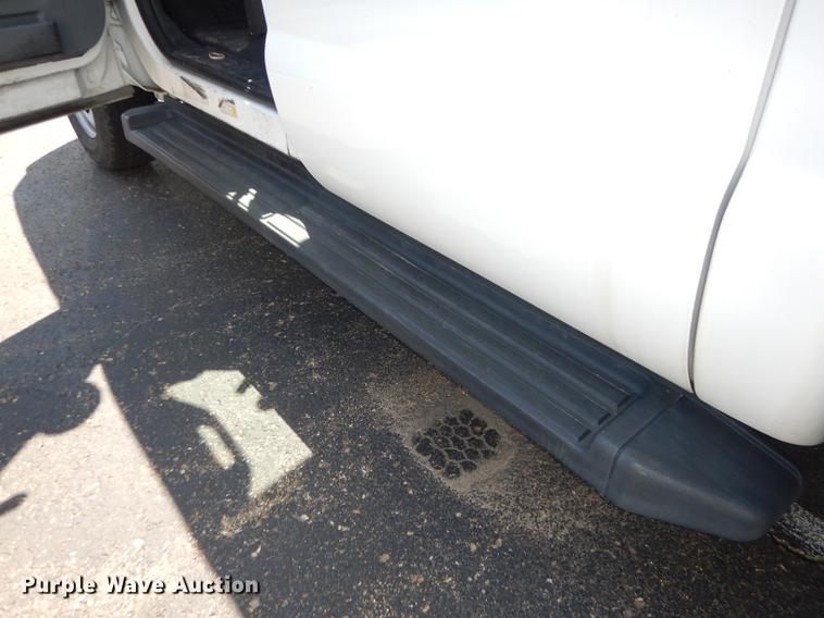 image for item DE1642 2014 Ford F250 Super Duty Crew Cab utility bed pickup truck