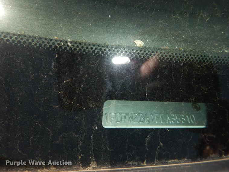 image for item DE1642 2014 Ford F250 Super Duty Crew Cab utility bed pickup truck