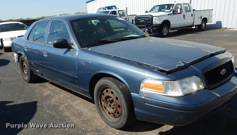 image for item DE1643 2008 Ford Crown Victoria Police Interceptor