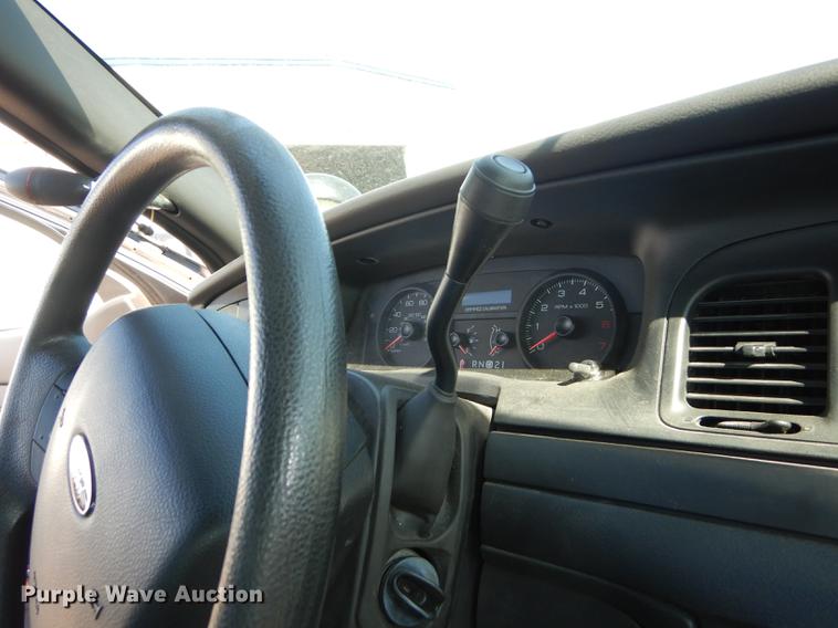 image for item DE1643 2008 Ford Crown Victoria Police Interceptor