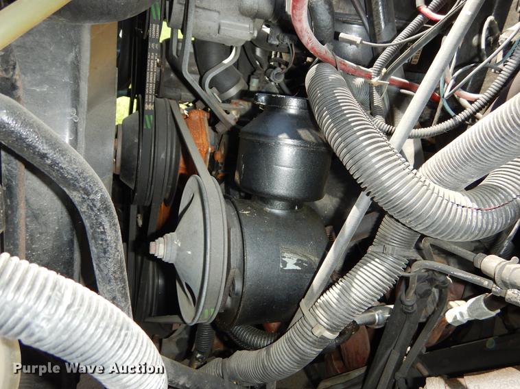 image for item DE1644 1990 Chevrolet Command Center truck