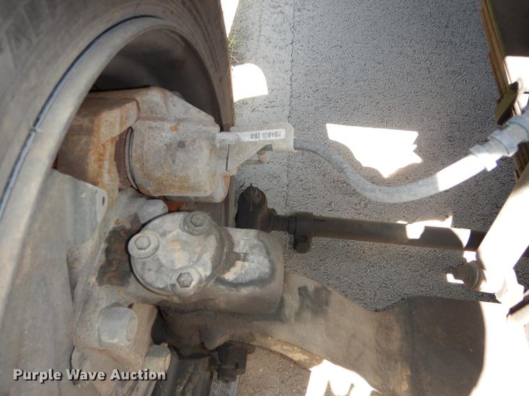 image for item DE1644 1990 Chevrolet Command Center truck