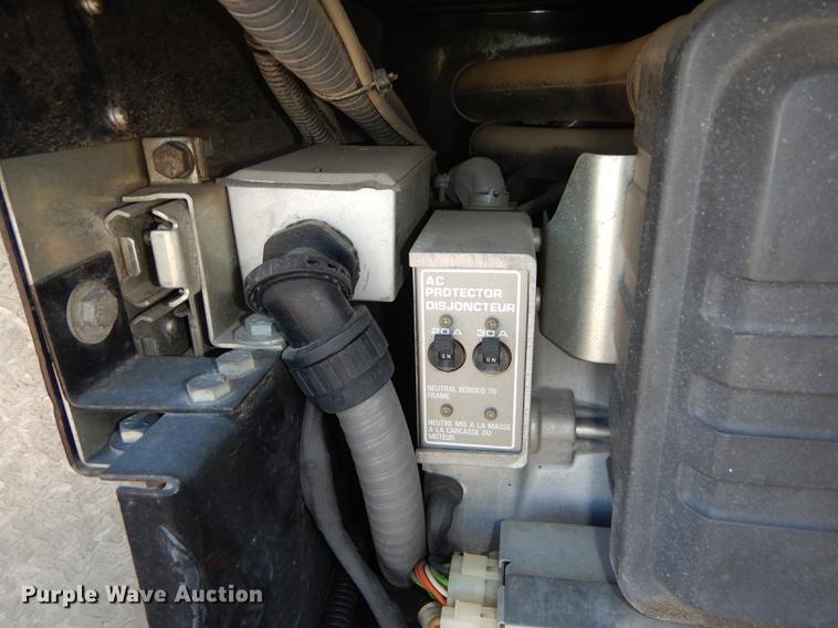 image for item DE1644 1990 Chevrolet Command Center truck